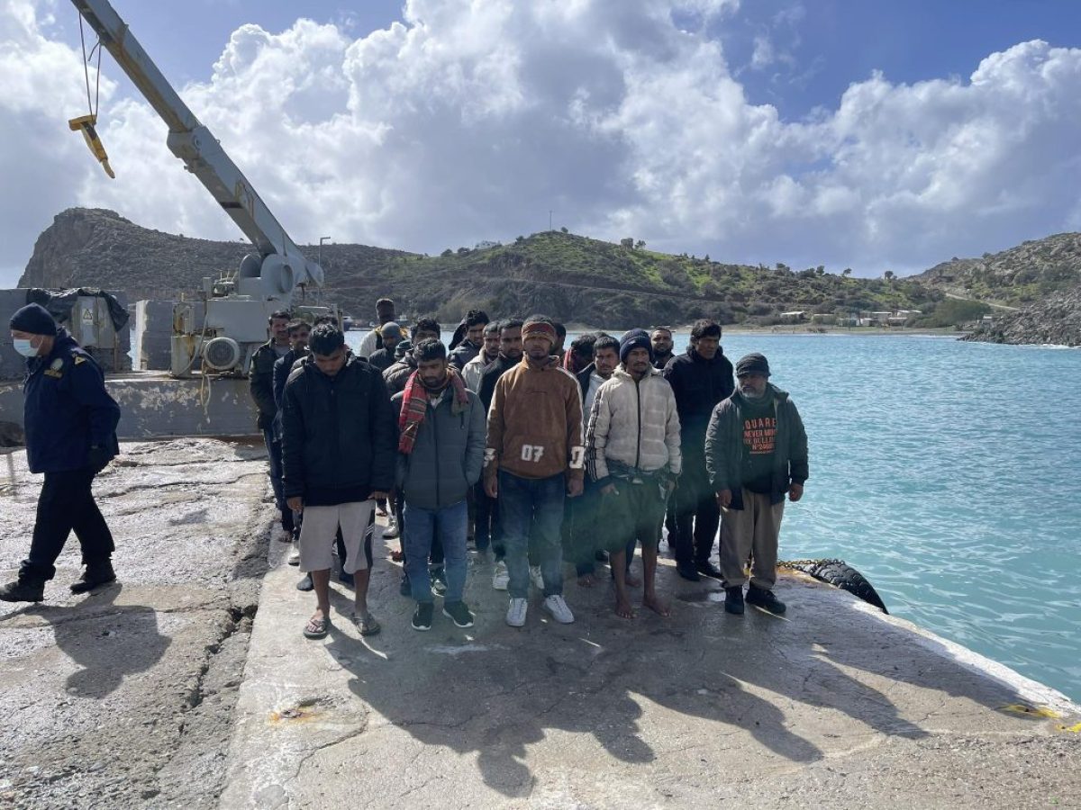 Ηράκλειο: Τρεις οι νεκροί μετανάστες και 25 αγνοούμενοι στο ναυάγιο των Καλών Λιμένων – Συνεχίζονται οι έρευνες για τον εντοπισμό επιζώντων