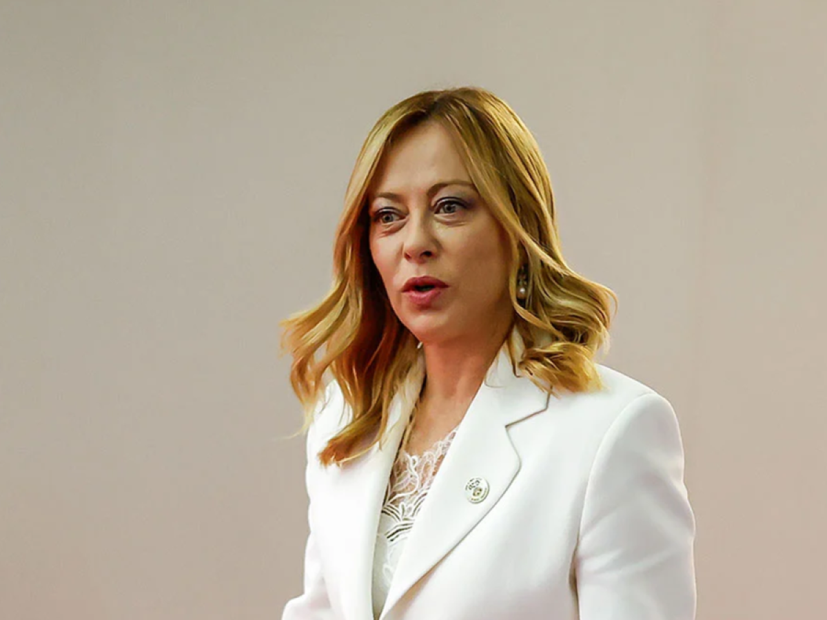 Ιταλία: Σκληρή γραμμή Μελόνι στο μεταναστευτικό με «ναυτικό μπλόκο» και αυστηρούς περιορισμούς