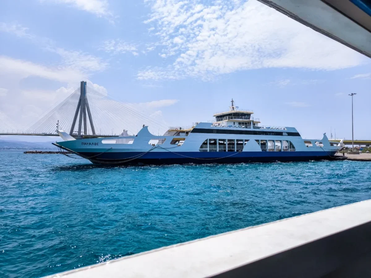 Κακοκαιρία: Κλειστή η πορθμειακή γραμμή Ρίου – Αντιρρίου