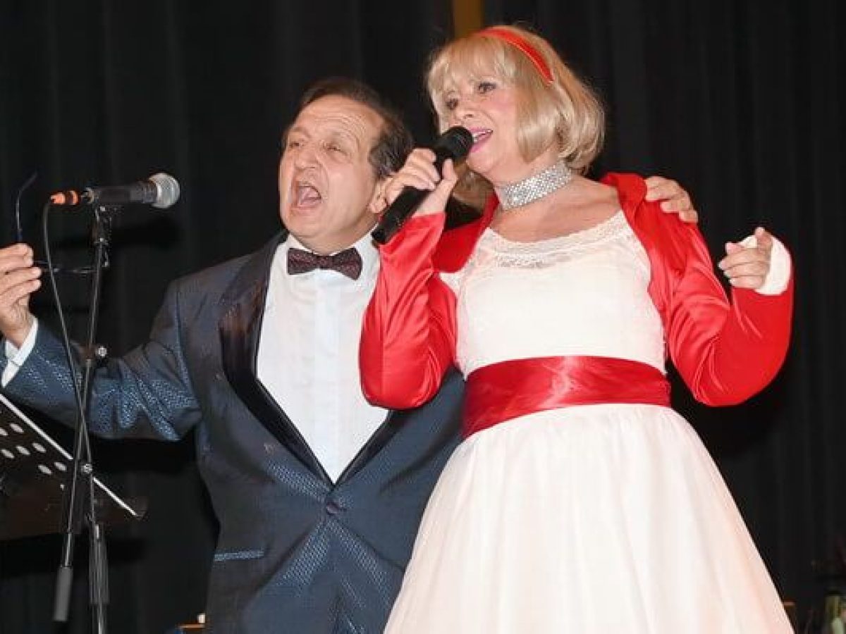 Καρναβάλι 2026: Μουσική βραδιά με τη Δέσποινα Τσολάκη και τον Σπύρο Μπιμπίλα στο Μοσχάτο (εικόνες)