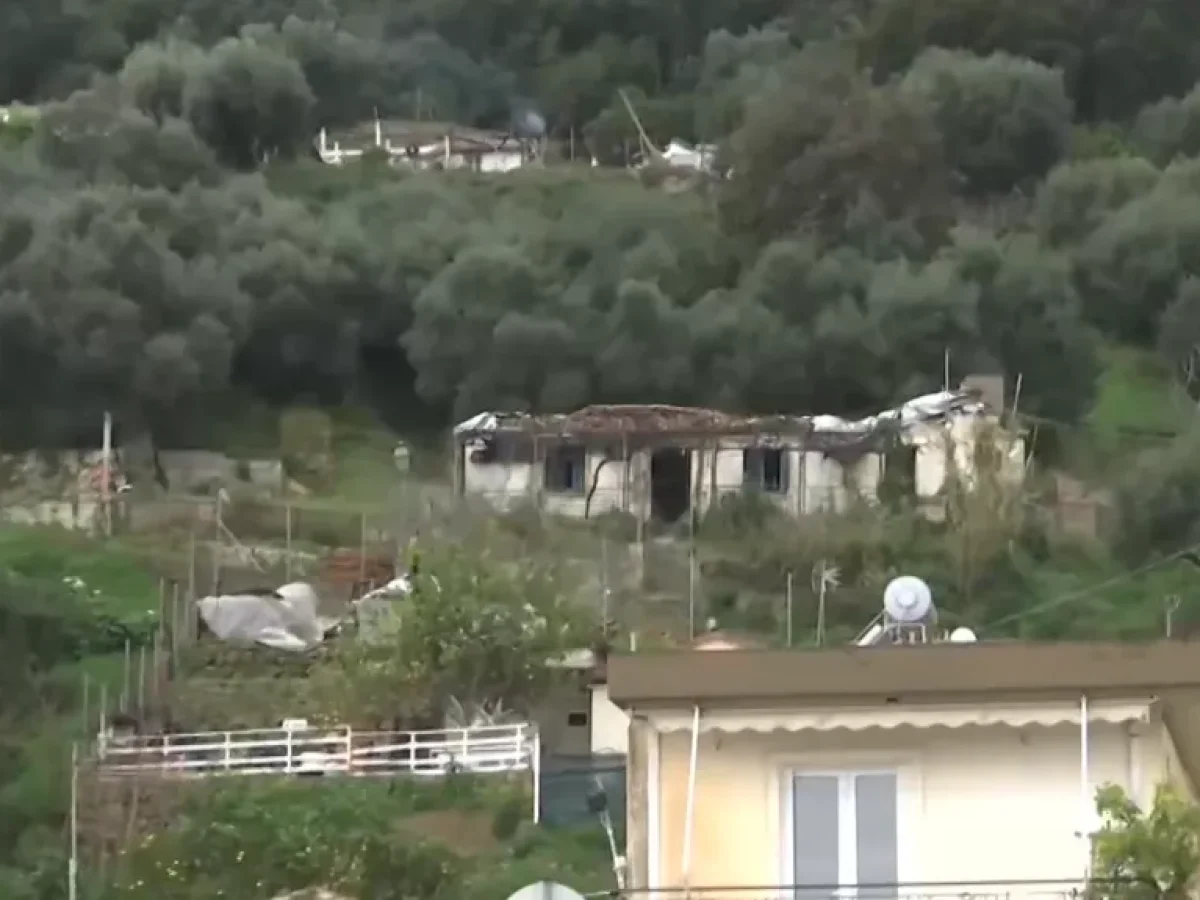 Κατάκολο: Σε απόγνωση οι κάτοικοι-Έχουν ξεσπιτωθεί λόγω του βράχου