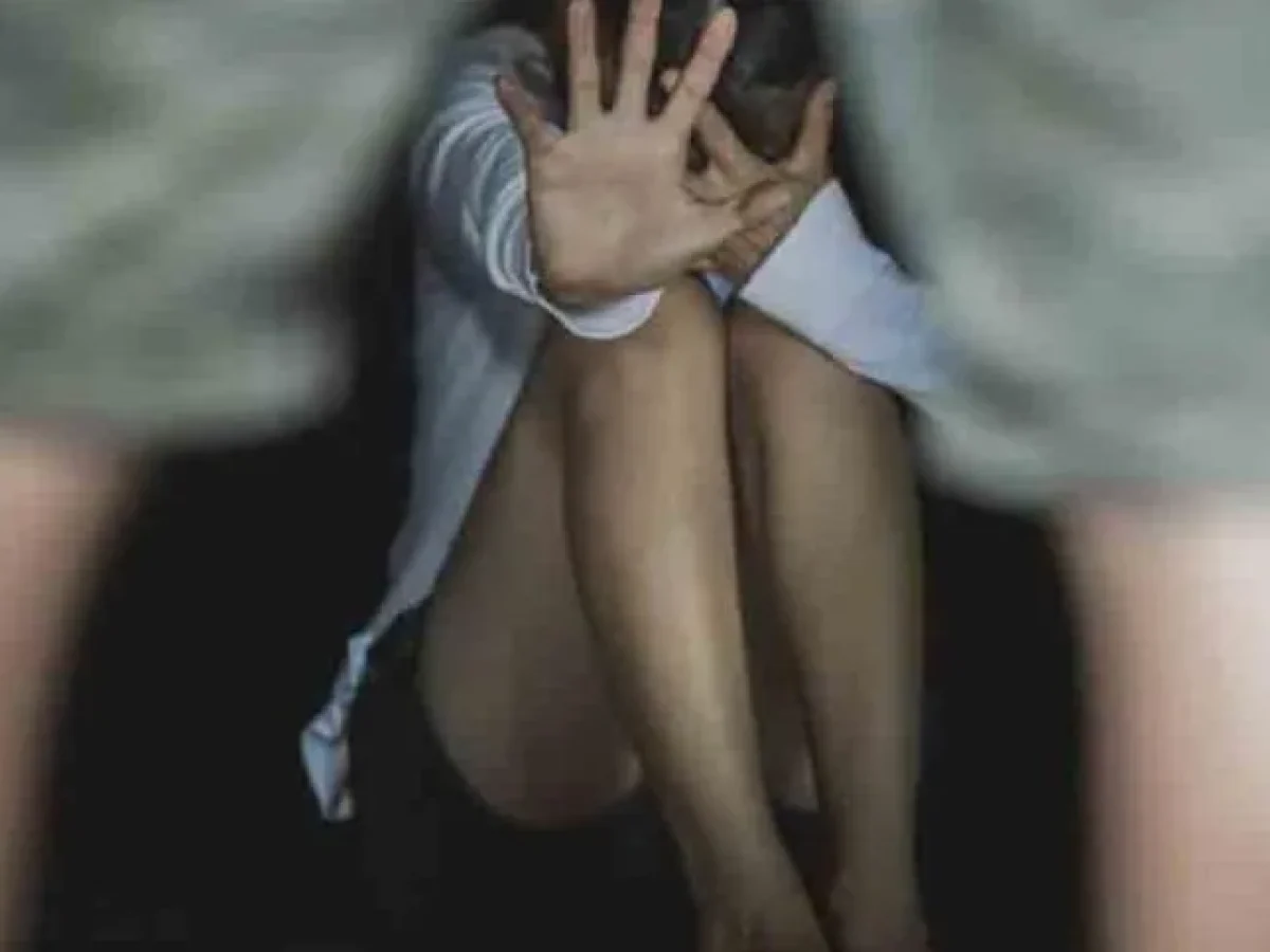 Καταγγελία 20χρονης για βιασμό στον Άγιο Νικόλαο Χαλκιδικής – Διώξεις σε 40χρονο και 28χρονο, αρνούνται τις κατηγορίες