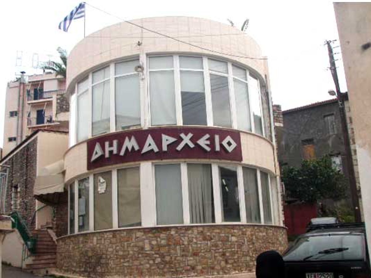 Καταγγελία για εκφοβισμό εργαζομένων στο Δήμο Ζαχάρως από εργολάβο