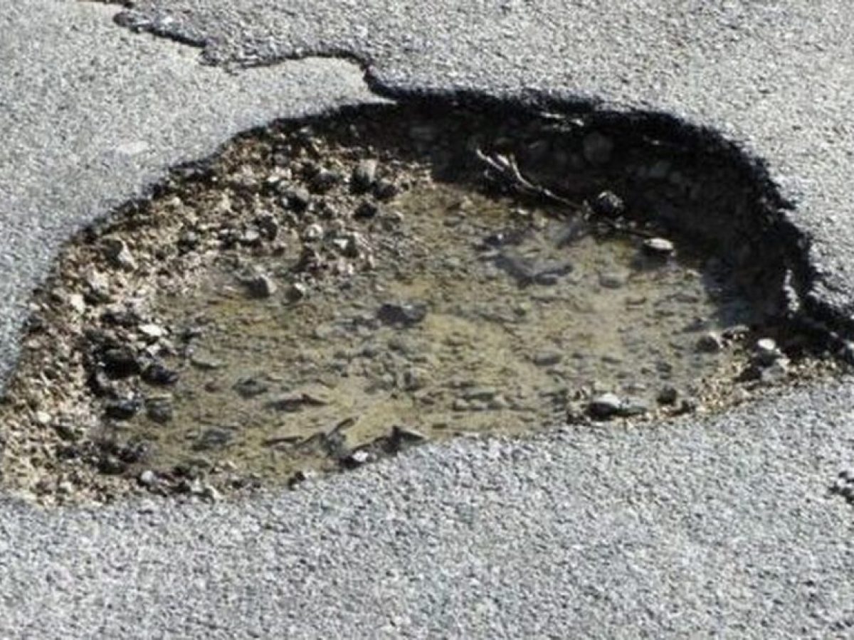 Καταγγελίες για ζημιές από λακκούβες στα Χανιά – Η Ένωση Προστασίας Καταναλωτών Κρήτης καθοδηγεί τους πολίτες