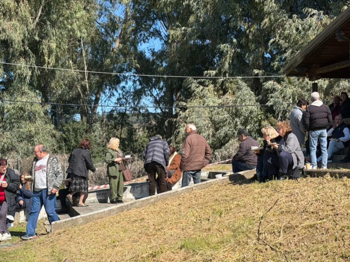 &Kappa;&alpha;&theta;&alpha;&rho;ά &Delta;&epsilon;&upsilon;&tau;έ&rho;&alpha; &ndash; &Alpha;&gamma;&rho;ί&nu;&iota;&omicron;: &Tau;&alpha; &Kappa;&omicron;ύ&lambda;&omicron;&upsilon;&mu;&alpha; &sigma;&tau;&eta; &Sigma;&tau;&rho;ά&tau;&omicron; &mu;&epsilon; &delta;&omega;&rho;&epsilon;ά&nu; &sigma;&alpha;&rho;&alpha;&kappa;&omicron;&sigma;&tau;&iota;&alpha;&nu;ά &kappa;&alpha;&iota; &mu;&omicron;&upsilon;&sigma;&iota;&kappa;ή