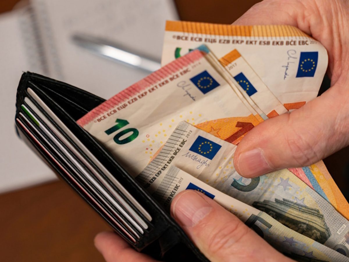 Κατώτατος Μισθός 2026: Πόσα Καθαρά θα Δουν οι Εργαζόμενοι – Παραδείγματα και Αριθμοί