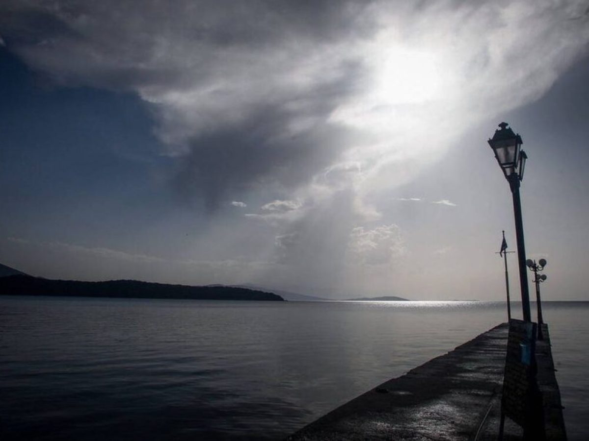 Καιρός: Νεφώσεις και έως 16 βαθμοί Κελσίου αύριο στη Θεσσαλία