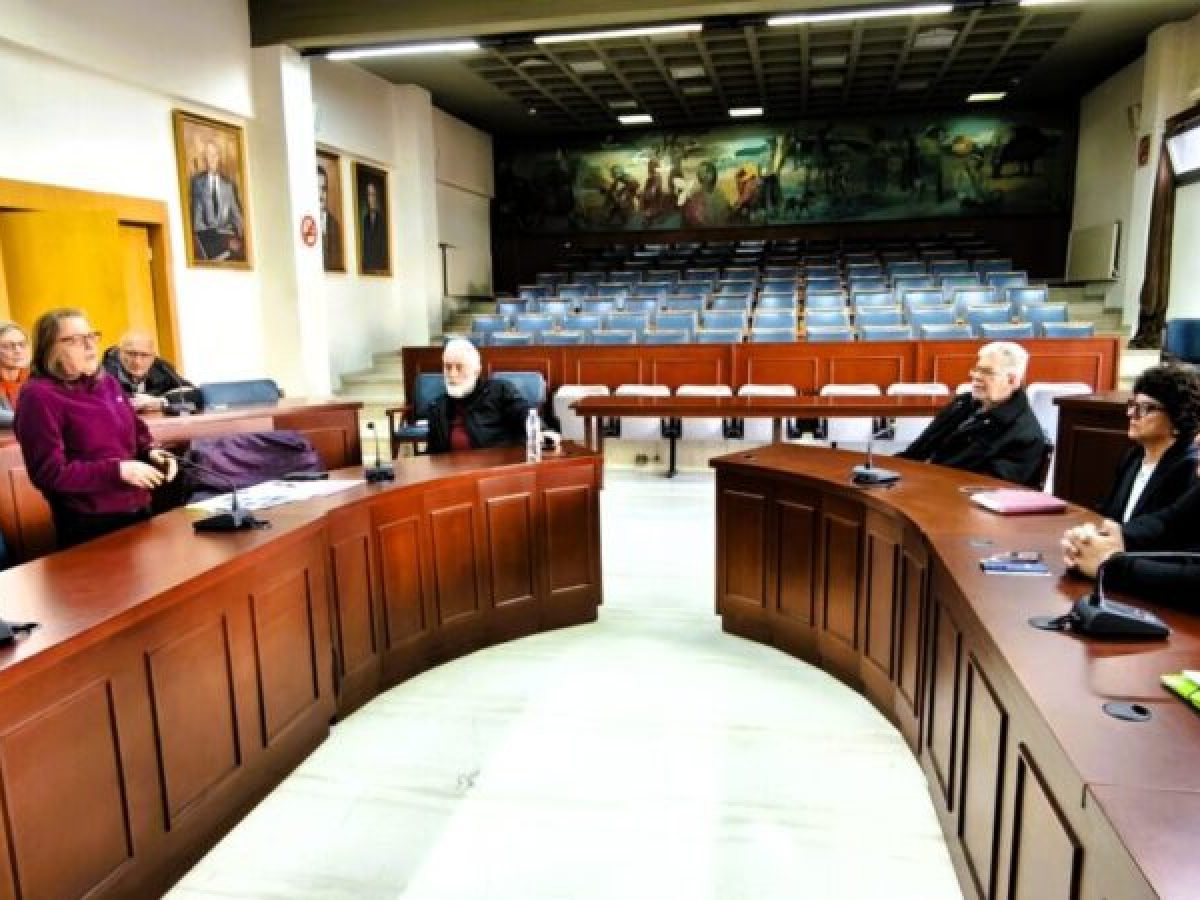 &Kappa;&omicron;&iota;&nu;ή &theta;έ&sigma;&eta; &Delta;ή&mu;&omicron;&upsilon; &Tau;&rho;&iota;&kappa;&kappa;&alpha;ί&omega;&nu; &ndash; &Epsilon;&Lambda;&Mu;&Epsilon;&Tau;
