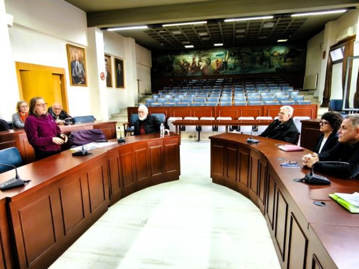 &Kappa;&omicron;&iota;&nu;ή &theta;έ&sigma;&eta; &Delta;ή&mu;&omicron;&upsilon; &Tau;&rho;&iota;&kappa;&kappa;&alpha;ί&omega;&nu; &ndash; &Epsilon;&Lambda;&Mu;&Epsilon;&Tau; &epsilon;&nu;ά&nu;&tau;&iota;&alpha; &sigma;&tau;&eta;&nu; &kappa;&alpha;&tau;ά&rho;&gamma;&eta;&sigma;&eta; &Sigma;&chi;&omicron;&lambda;&iota;&kappa;ώ&nu; &Epsilon;&pi;&iota;&tau;&rho;&omicron;&pi;ώ&nu;