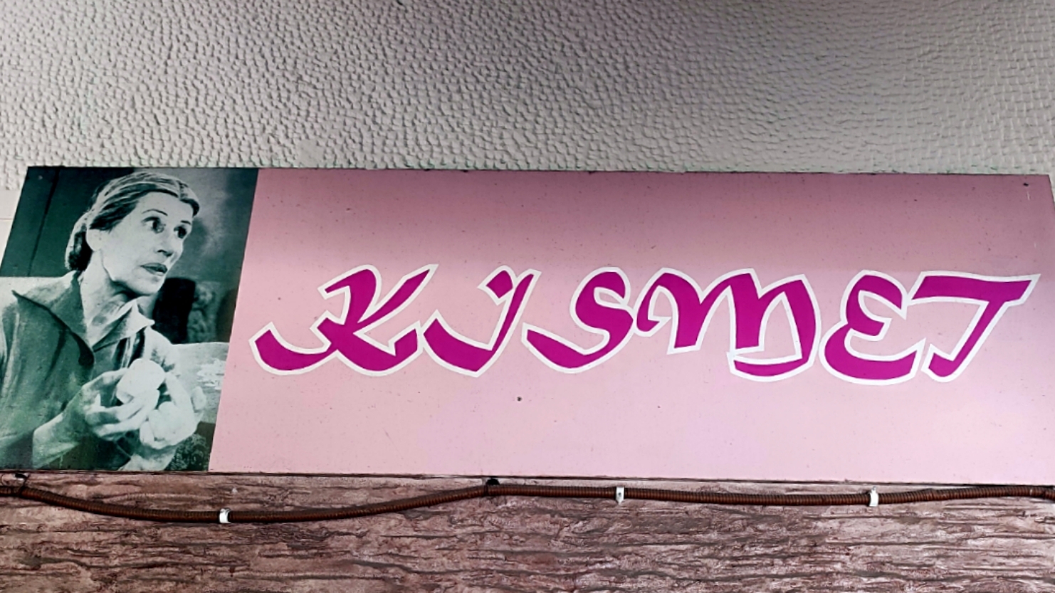 kismet-–-o-kafes-pou