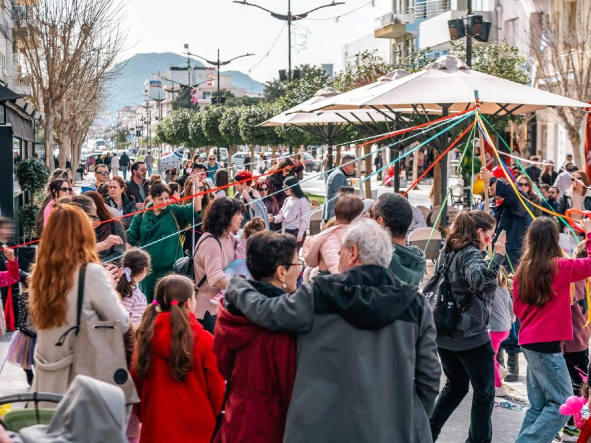 &Kappa;ό&rho;&iota;&nu;&theta;&omicron;&sigmaf;: &Alpha;&pi;&omicron;&lambda;&omicron;&gamma;&iota;&sigma;&mu;ό&sigmaf; &tau;&omega;&nu; &pi;&epsilon;&pi;&rho;&alpha;&gamma;&mu;έ&nu;&omega;&nu; &Sigma;&tau;&alpha;&upsilon;&rho;έ&lambda;&eta; &gamma;&iota;&alpha; &tau;&eta;&nu; &pi;&rho;&omicron;&eta;&gamma;&omicron;ύ&mu;&epsilon;&nu;&eta; &epsilon;&beta;&delta;&omicron;&mu;ά&delta;&alpha;