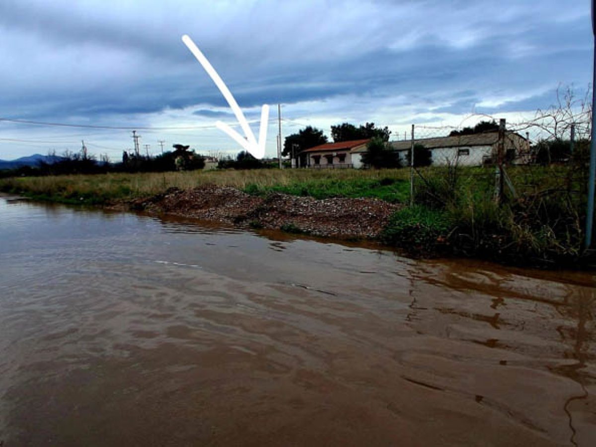 Κορωπί: “Αυτό που συμβαίνει στην διασταύρωση των οδών Σάμου και Ελαφονήσου, δεν είναι αμέλεια”