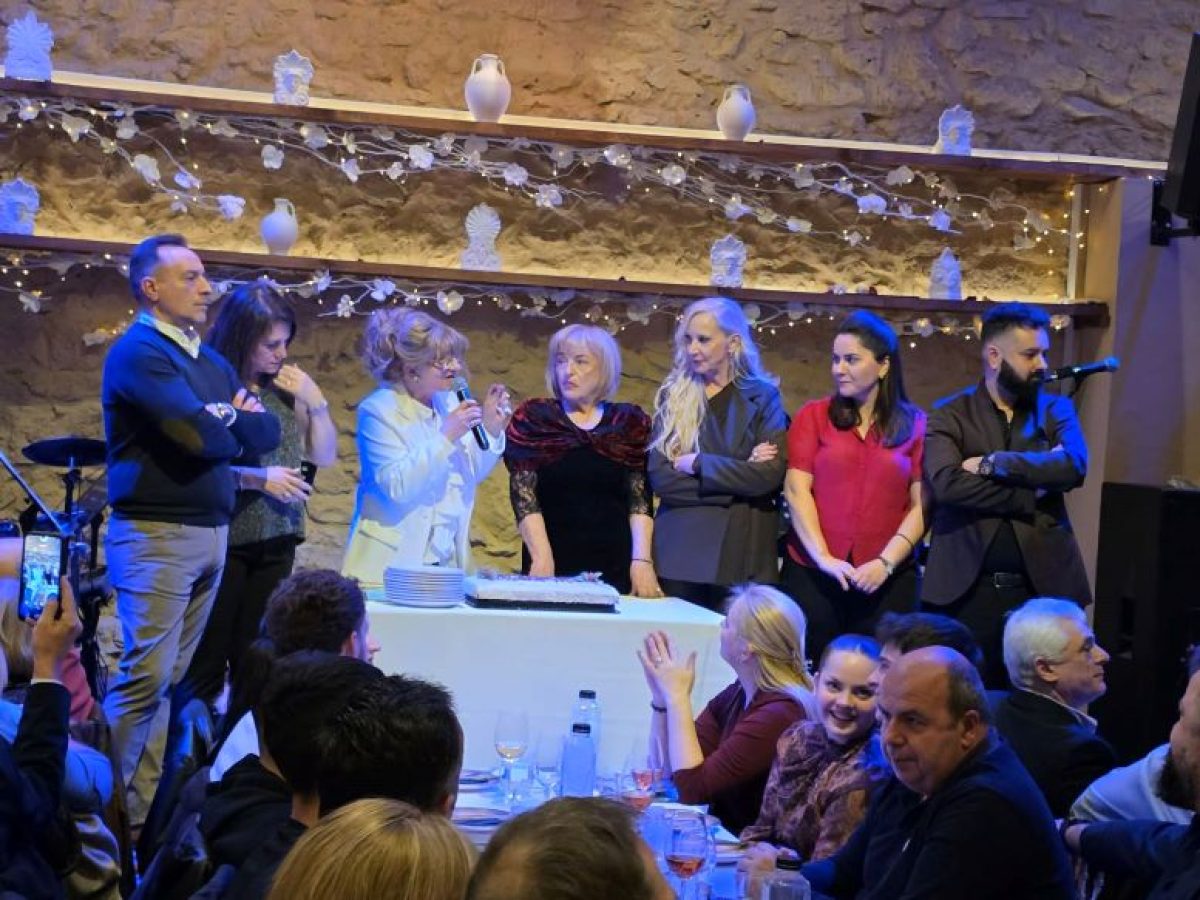 Κοσμοσυρροή στην εκδήλωση κοπή πίτας της αδελφότητας Γαρδικιωτών- Αθήνας- Πειραιά