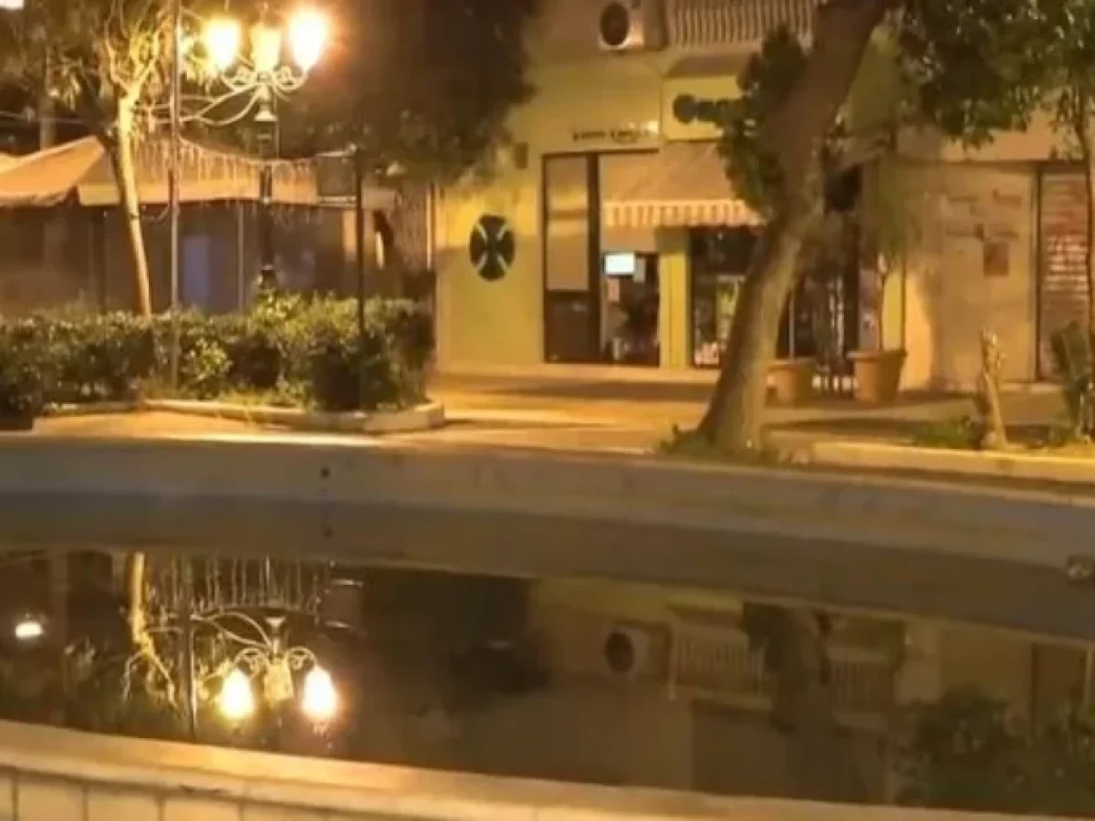 Κρίσιμη η Κατάσταση Δίχρονου Παιδιού που Έπεσε σε Σιντριβάνι στην Καλλιθέα