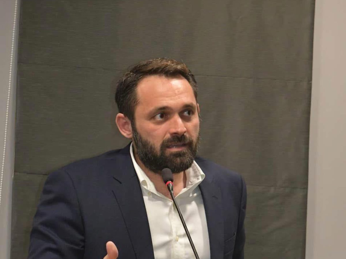 Κρίσιμη συνεδρίαση του Δημοτικού Συμβουλίου Σιθωνίας για τις οικονομικές αξιώσεις της «Πόρτο Καρράς»