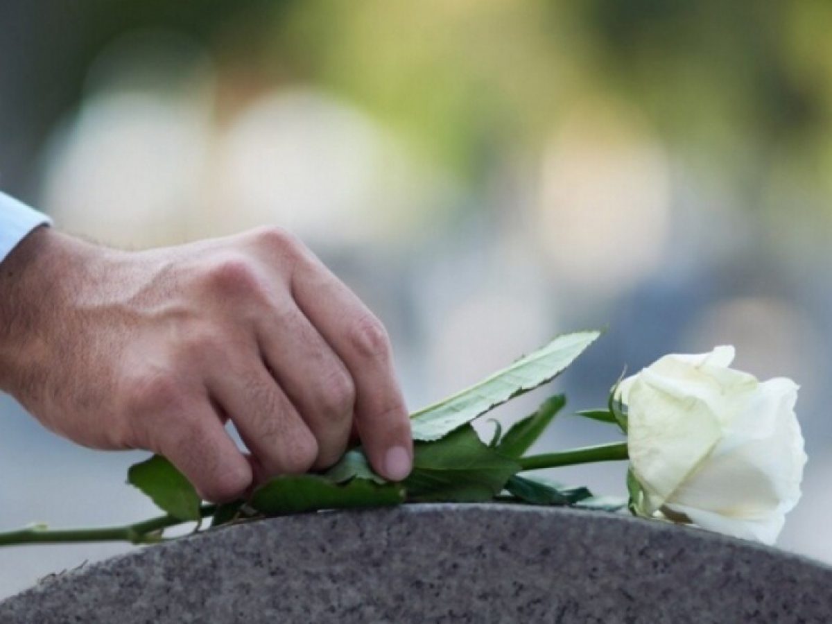 Κρήτη: Μεγάλη η θλίψη για τον αιφνίδιο θάνατο του 27χρονου εκπαιδευτικού – Σε σοκ συγγενείς και συνάδελφοι