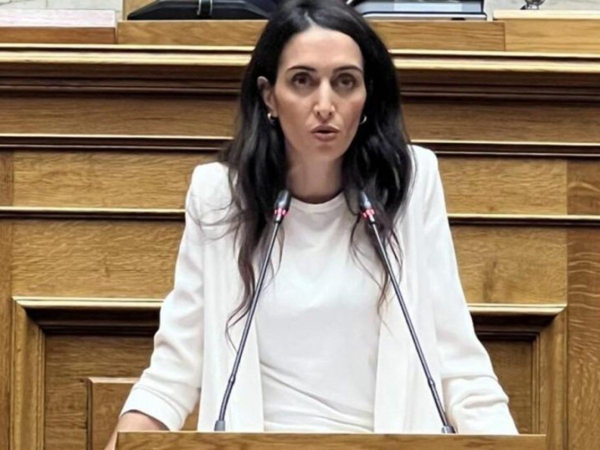 Κρήτη: Παρέμβαση στη Βουλή για τις Ιεραρχικές Ανισότητες στο Πυροσβεστικό Σώμα – Η θέση της Κατερίνας Σπυριδάκη