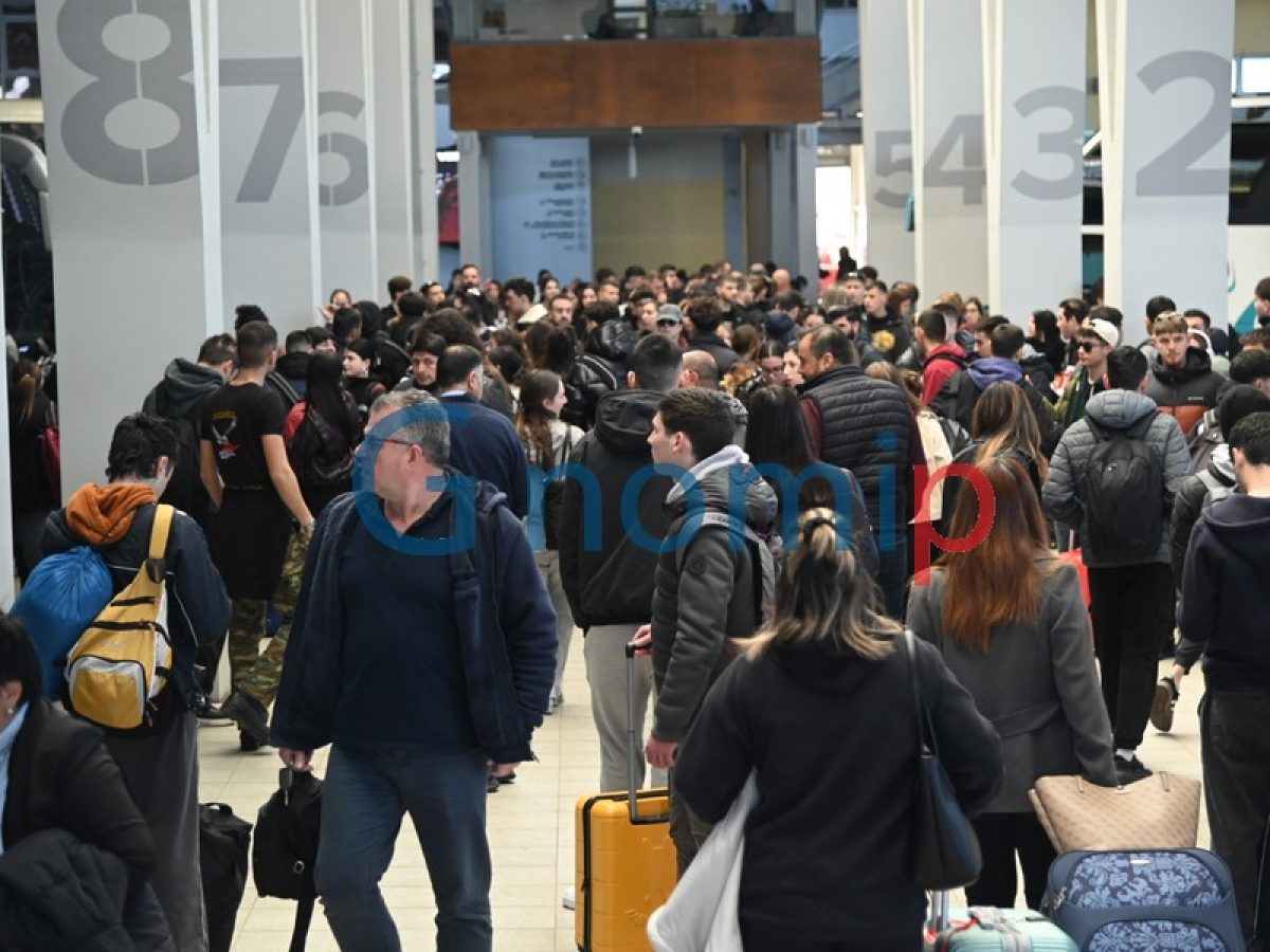 ΚΤΕΛ Πατρών: Μαζική έξοδος επισκεπτών μετά το καρναβαλικό τριήμερο-ΔΕΙΤΕ ΦΩΤΟ