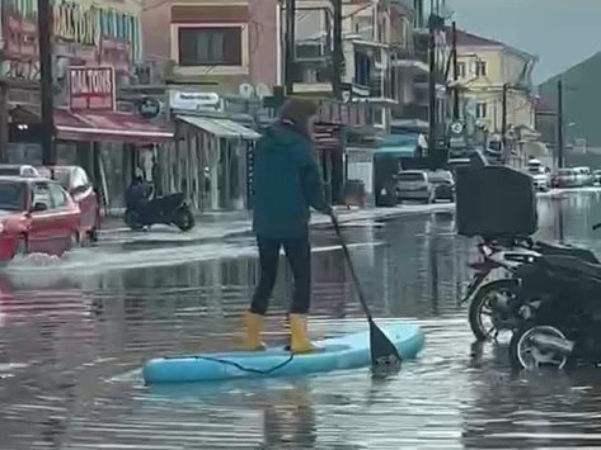 Λευκάδα: «Θαλάσσιος τουρισμός όλο τον χρόνο» — εικόνες που κάνουν τον γύρο του διαδικτύου
