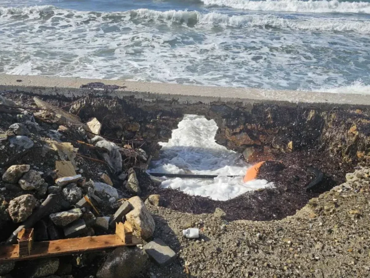 Λέρος: Επικίνδυνες καθιζήσεις και διαβρώσεις στο οδικό δίκτυο λόγω των ισχυρών ανέμων