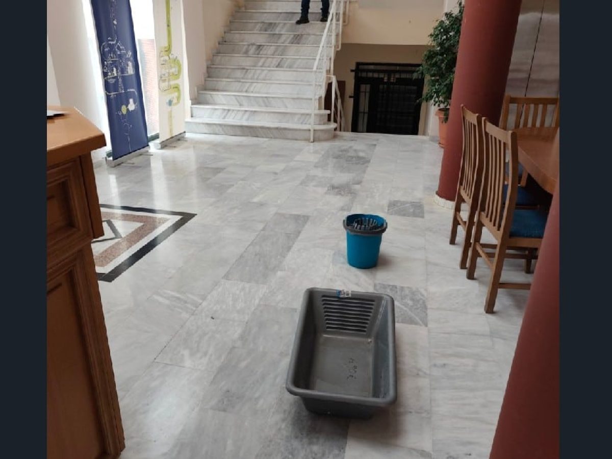 Λυγαριά: Καταγγελία για το πρώην Δημαρχείο Γόμφων