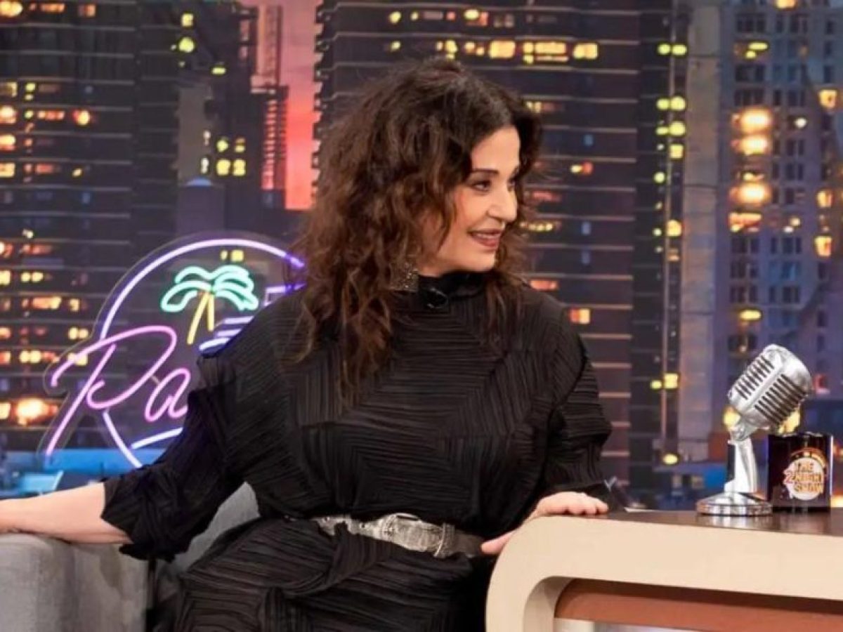 Μαρία Τζομπανάκη: “Είμαι Κρητικιά. Οι γυναίκες της Κρήτης μεγαλώνουν με έναν τρόπο. Να είναι δυναμικές”