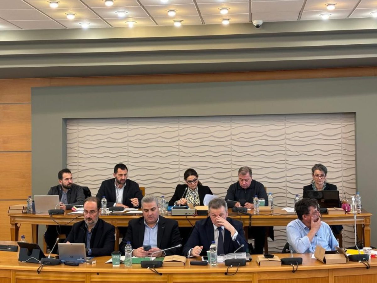 Μαθητές συμμετείχαν στην 4η Τακτική Συνεδρίαση του Περιφερειακού Συμβουλίου Στερεάς Ελλάδας