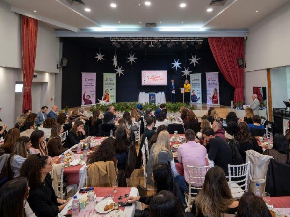 Με διεθνείς προοπτικές και βραβεύσεις η κοπή πίτας των Εκπαιδευτηρίων ΡΟΔΙΩΝ ΠΑΙΔΕΙΑ