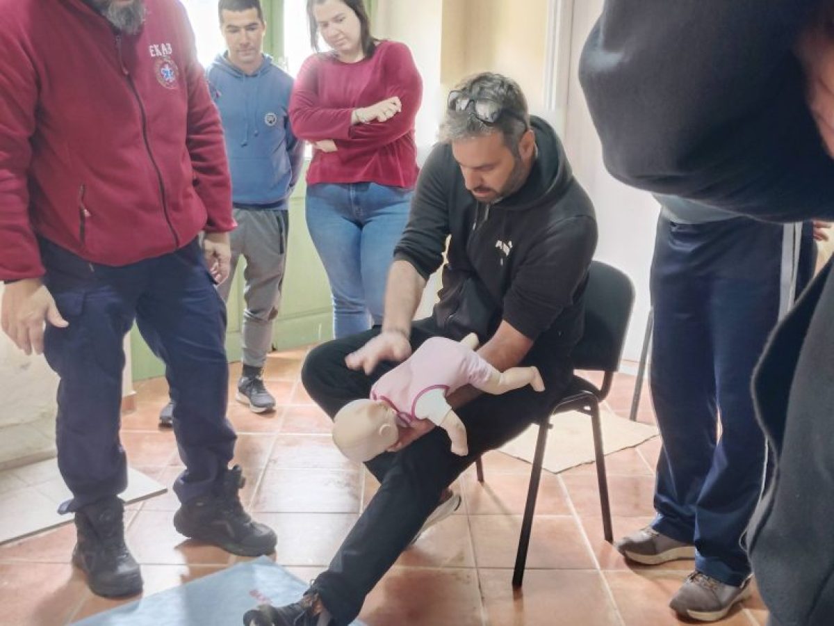 Με επιτυχία η εθελοντική αιμοδοσία και το σεμινάριο για πρώτες βοήθειες στο Κάτω Τρίτος