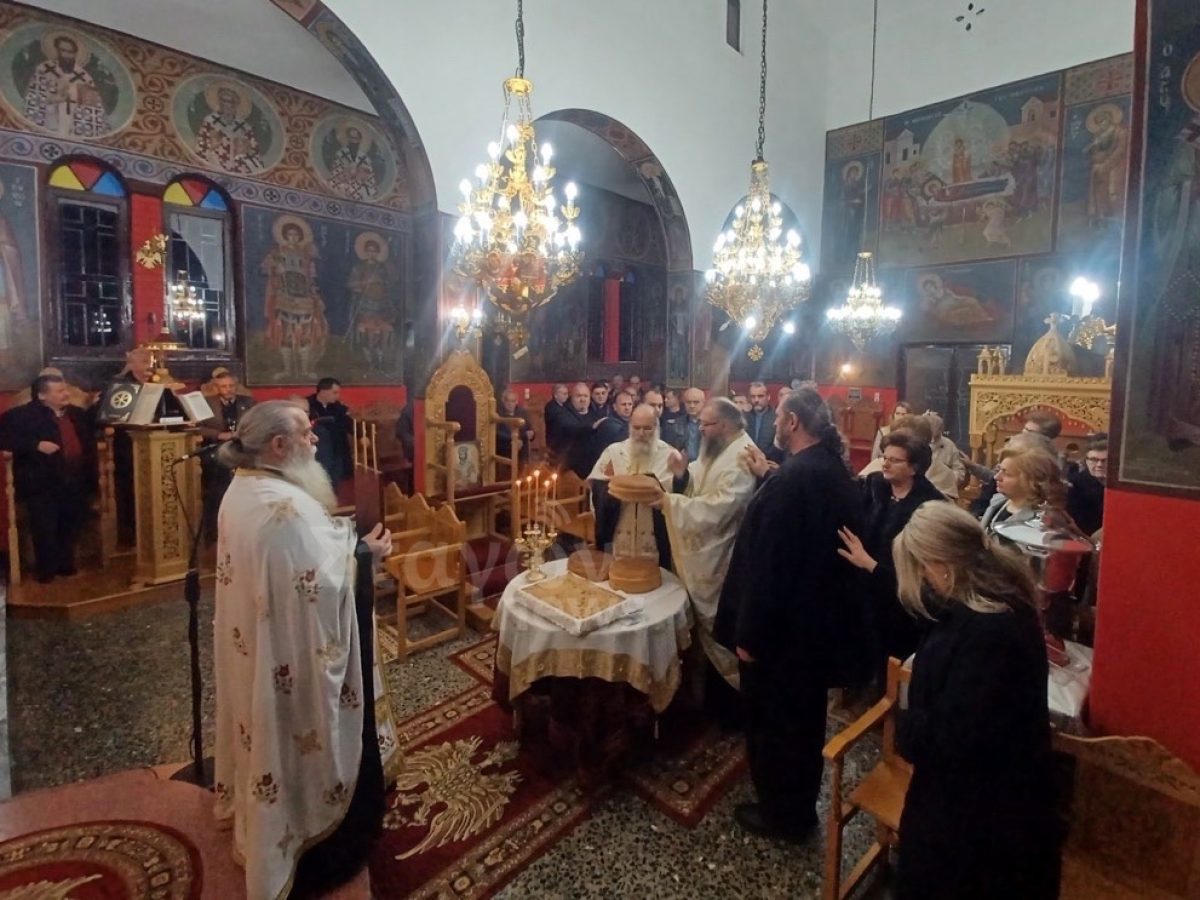 Με λαμπρότητα ο Μέγας Πανηγυρικός Εσπερινός του Αγίου Τρύφωνος στα Αμπέλια Καλαμπάκας