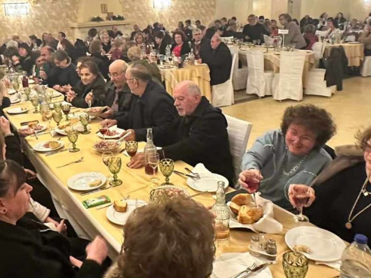 Με μεγάλο κέφι η αποκριάτικη εκδήλωση του ΚΑΠΗ Άργους