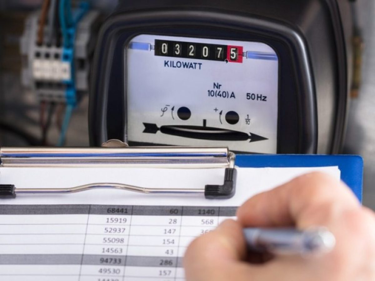 Με το πρόσχημα της… διαρροής ηλεκτρικού ρεύματος απέσπασαν κοσμήματα και χρήματα από ηλικιωμένους