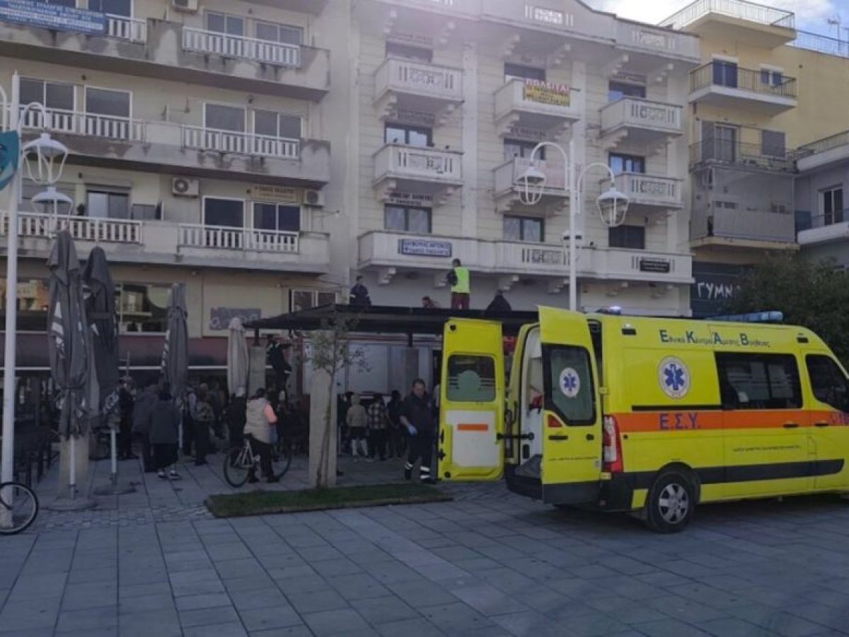&Mu;&epsilon;&sigma;&omicron;&lambda;ό&gamma;&gamma;&iota;: Ά&nu;&delta;&rho;&alpha;&sigmaf; &mu;&epsilon;&tau;&alpha;&phi;έ&rho;&theta;&eta;&kappa;&epsilon; &sigma;&tau;&omicron; &Nu;&omicron;&sigma;&omicron;&kappa;&omicron;&mu;&epsilon;ί&omicron; &mu;&epsilon;&tau;ά &alpha;&pi;ό &epsilon;&rho;&gamma;&alpha;&tau;&iota;&kappa;ό &alpha;&tau;ύ&chi;&eta;&mu;&alpha;