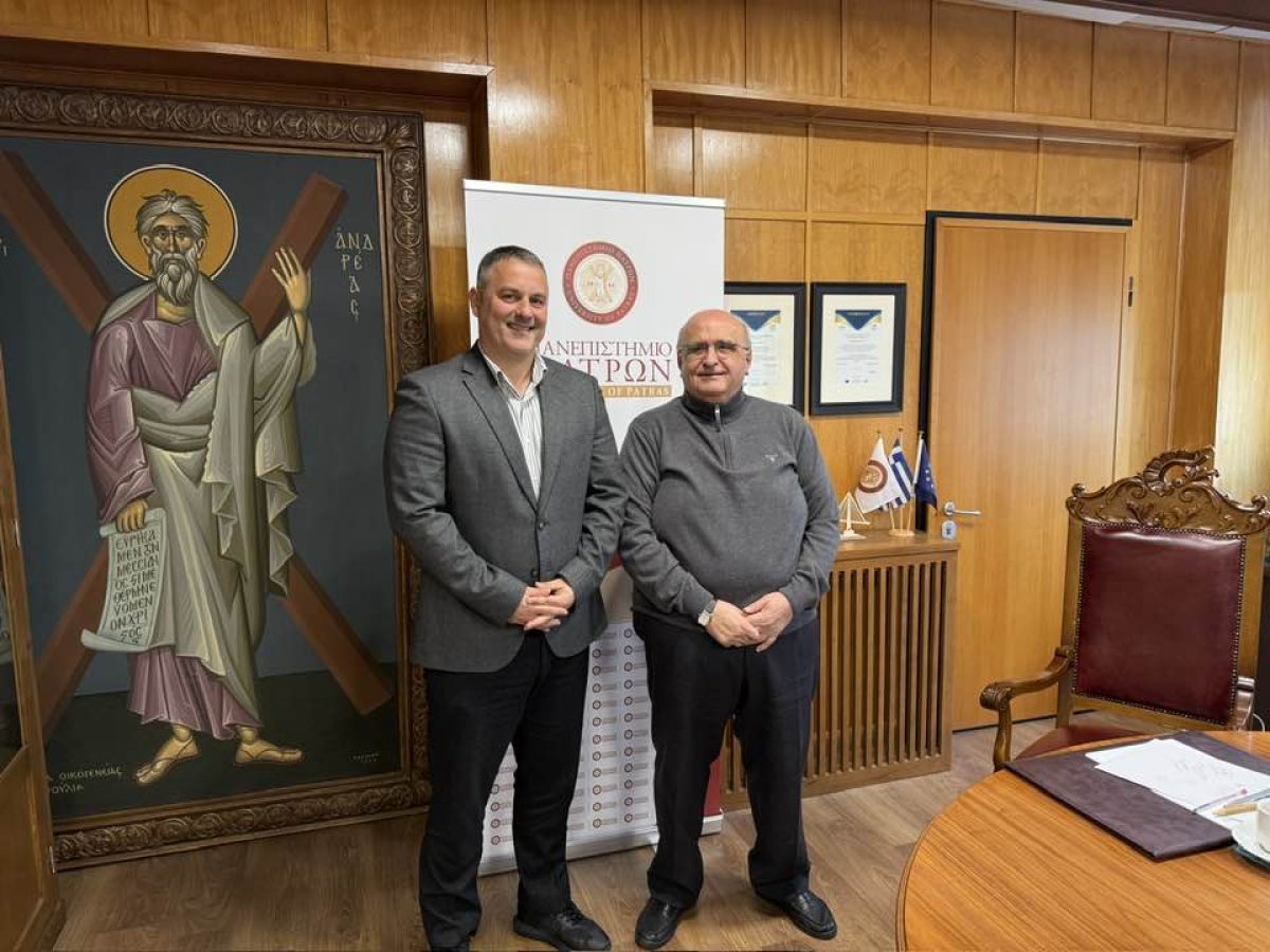 Μεσολόγγι: Δημοτικό συμβουλίου παρουσία του Πρύτανη Χρήστου Μπούρα