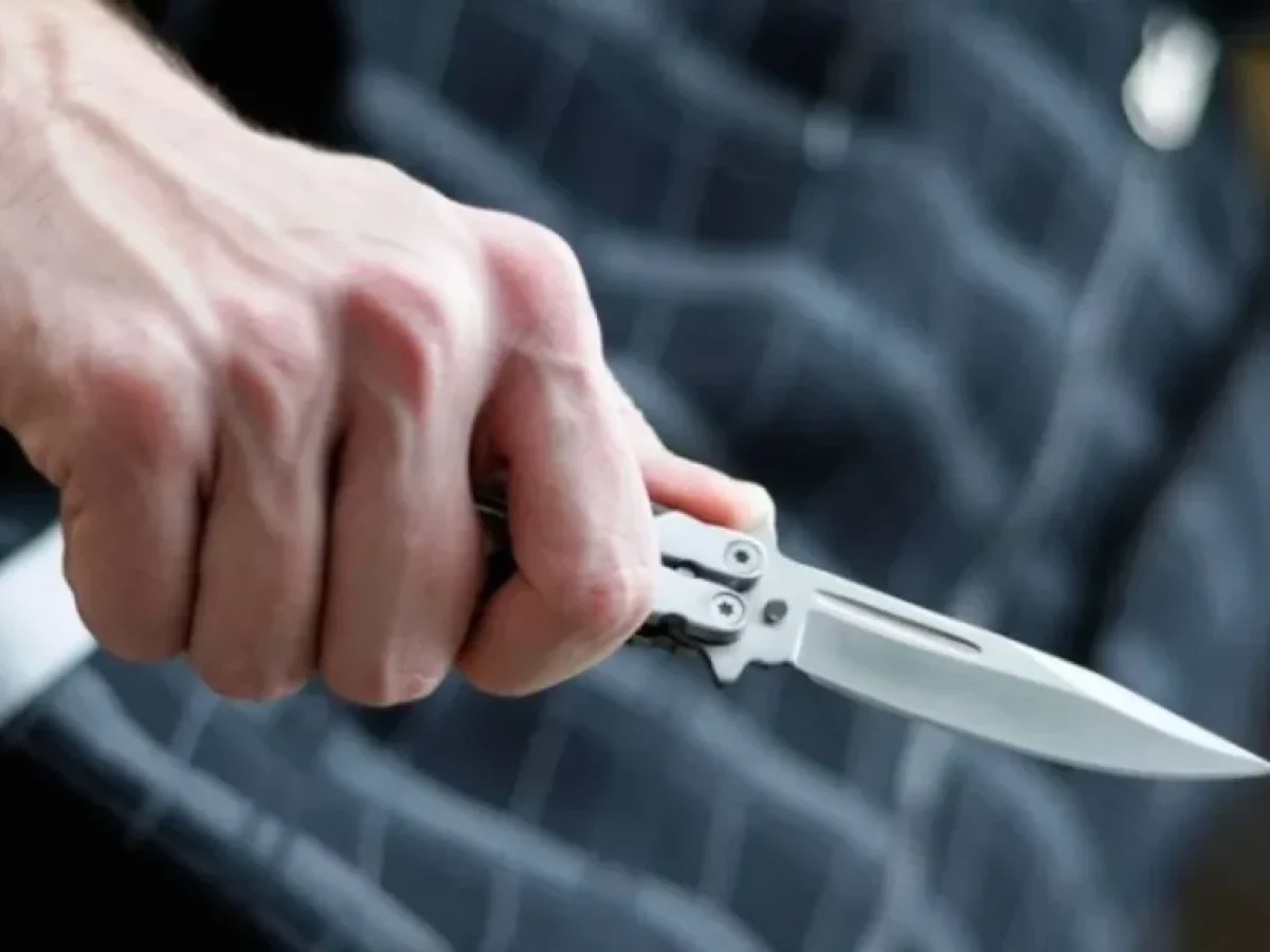 Μεσολόγγι: Καβγάς κατέληξε σε επίθεση με μαχαίρι – Σύλληψη για απόπειρα ανθρωποκτονίας