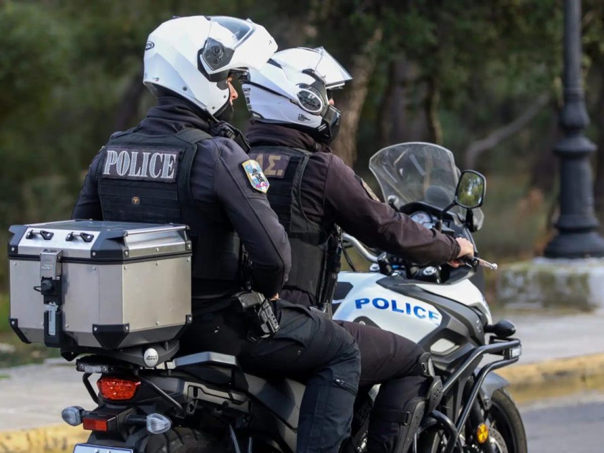 Μεσολόγγι: Οδηγούσε μηχανή χωρίς δίπλωμα και χωρίς πινακίδες – Συνελήφθη από τη ΔΙΑΣ