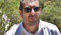 michalis-mitsos-to-idiko-scholio
