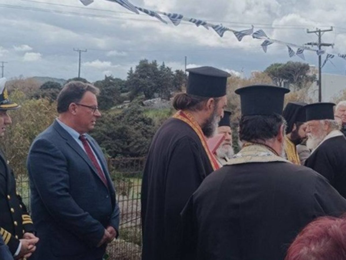 Μήλος : Μνήμη και τιμή  για τους Δεκατέσσερις εκτελεσθέντες συμπατριώτες μας (23 Φεβρουαρίου 1943)  (Photos)