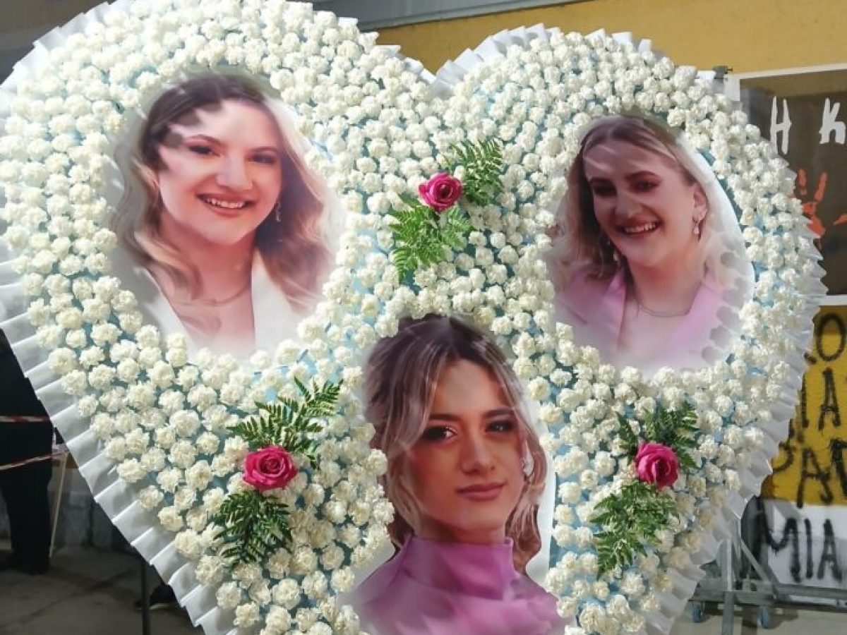 Μνημόσυνο για τα αδικοχαμένα κορίτσια στο Καστράκι