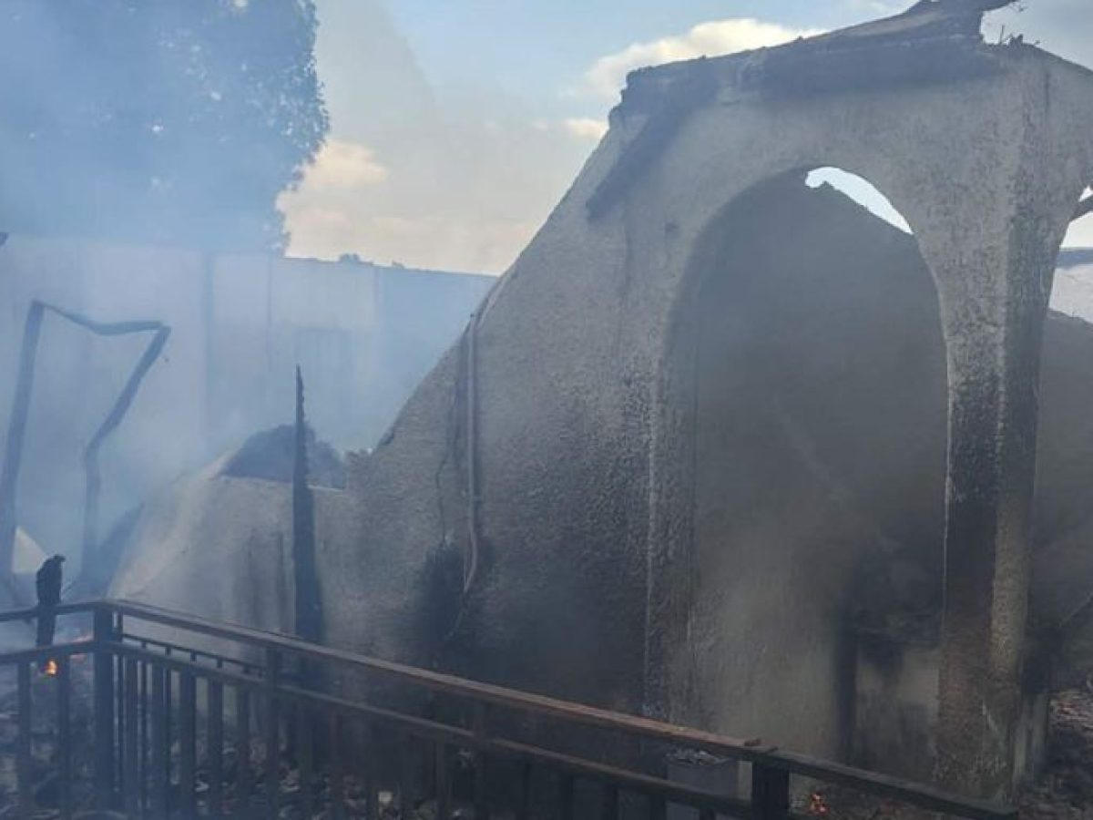Μονοκατοικία στην Αργολίδα τυλίχθηκε στις φλόγες