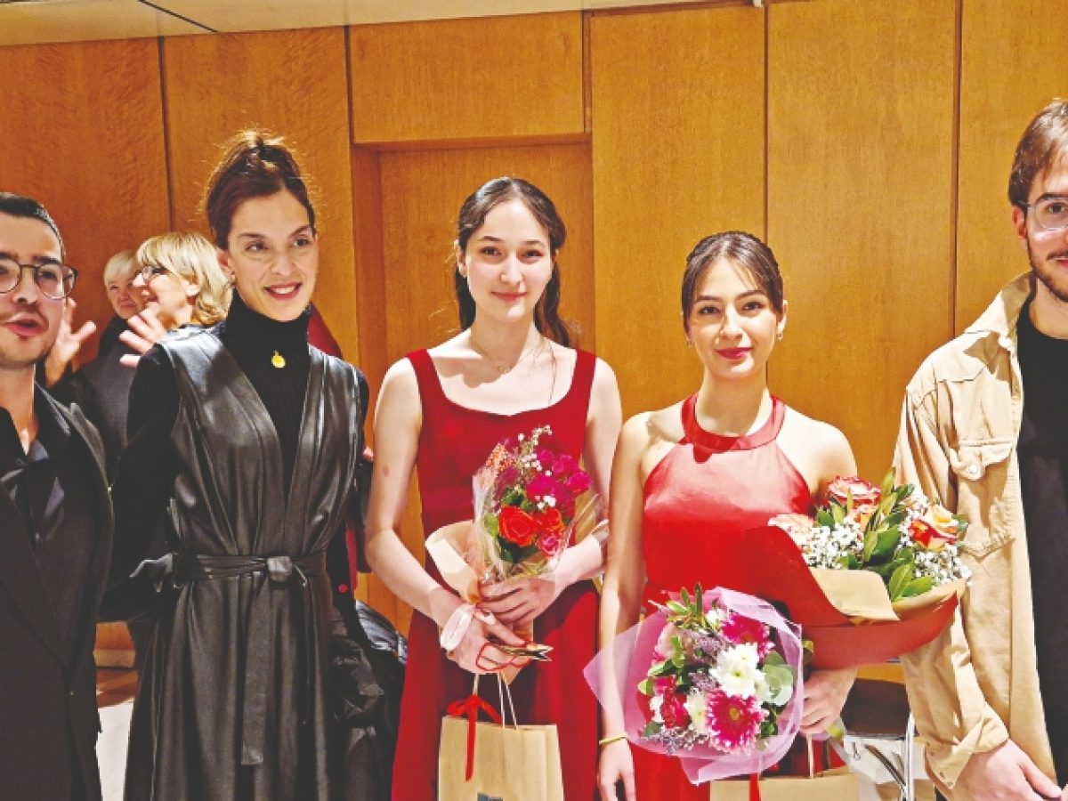 Μουσική κριτική παρουσίαση σε συναυλία τεσσάρων νέων δεξιοτεχνικών αστέρων