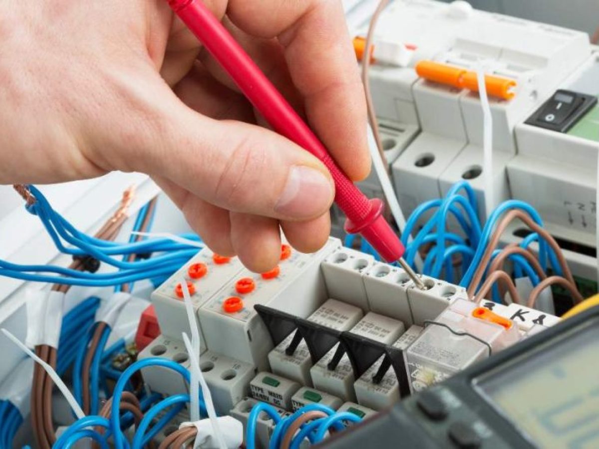 Ναύπλιο: Ζητείται υπάλληλος με γνώσεις ηλεκτρονικού ή ηλεκτρολόγου