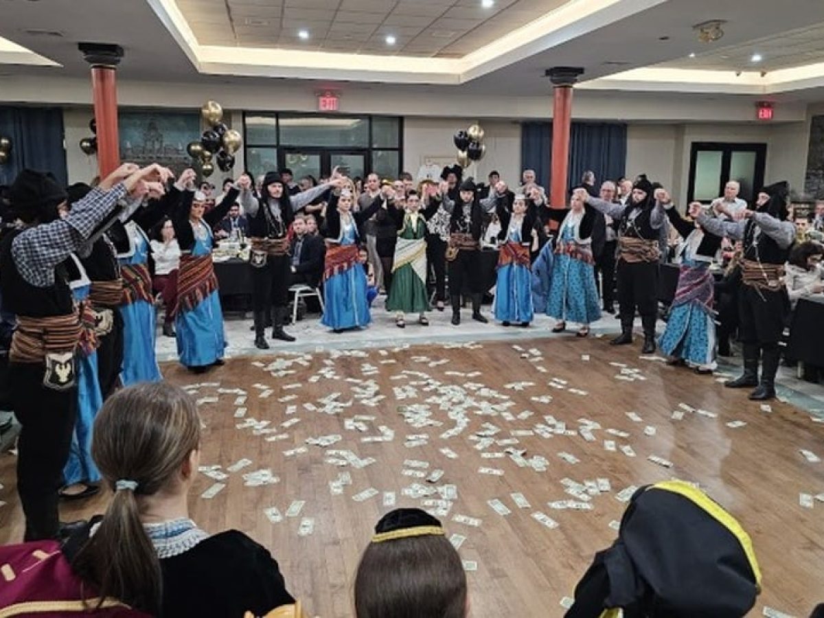 Νέα Υόρκη: Οι «Κομνηνοί» τιμούν τους πρωτεργάτες της ομάδας «Πόντος»