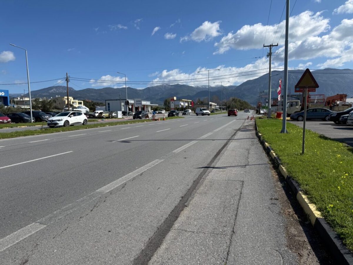 Νέα Είσοδος: Ξεκίνησαν επιτέλους οι εργασίες αποκατάστασης του φωτισμού