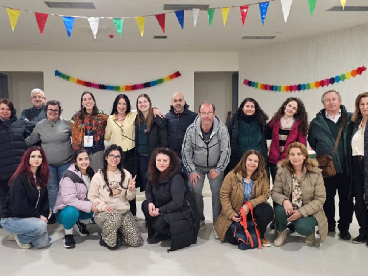 Νέα Μάκρη: Με μεγάλη συμμετοχή και εξαιρετικό ενδιαφέρον το δωρεάν σεμινάριο για τις πρώτες βοήθειες στο 2ο Δημοτικό