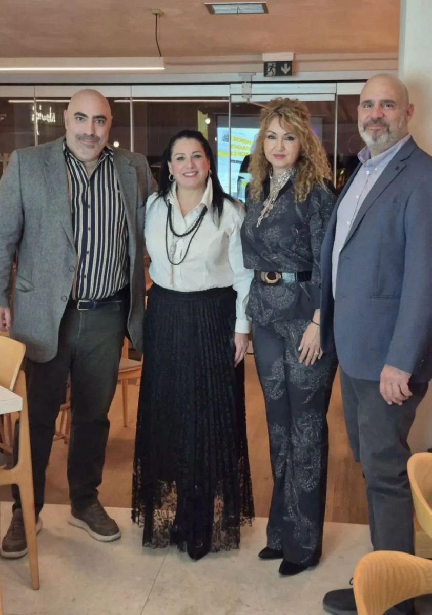 nea-moudania-mia-vradia-afieromeni