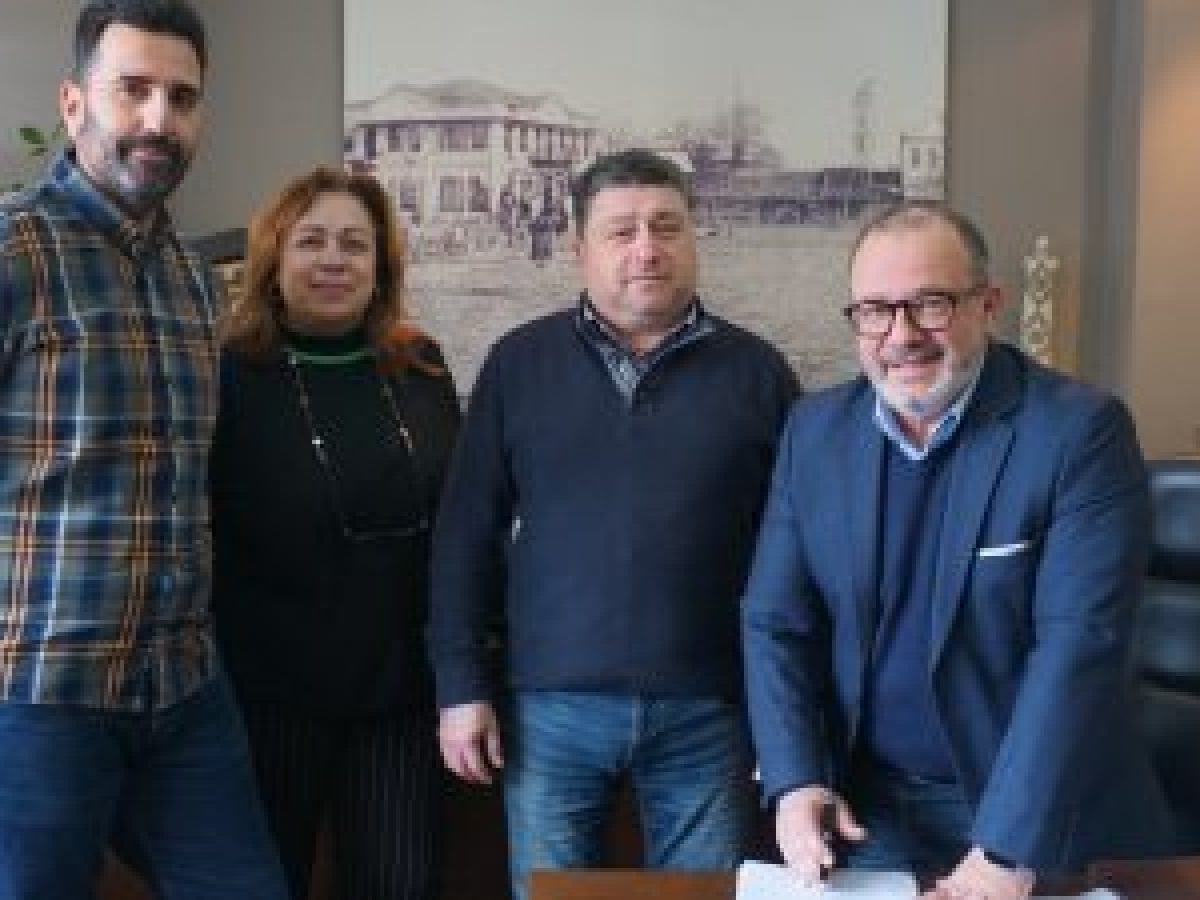 Νέα σύμβαση για έργα συντήρησης εσωτερικής οδοποιίας σε οικισμούς του Δήμου Κομοτηνής