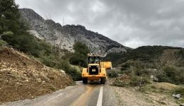 nees-kataptosis-se-chalkiopoulo-ke