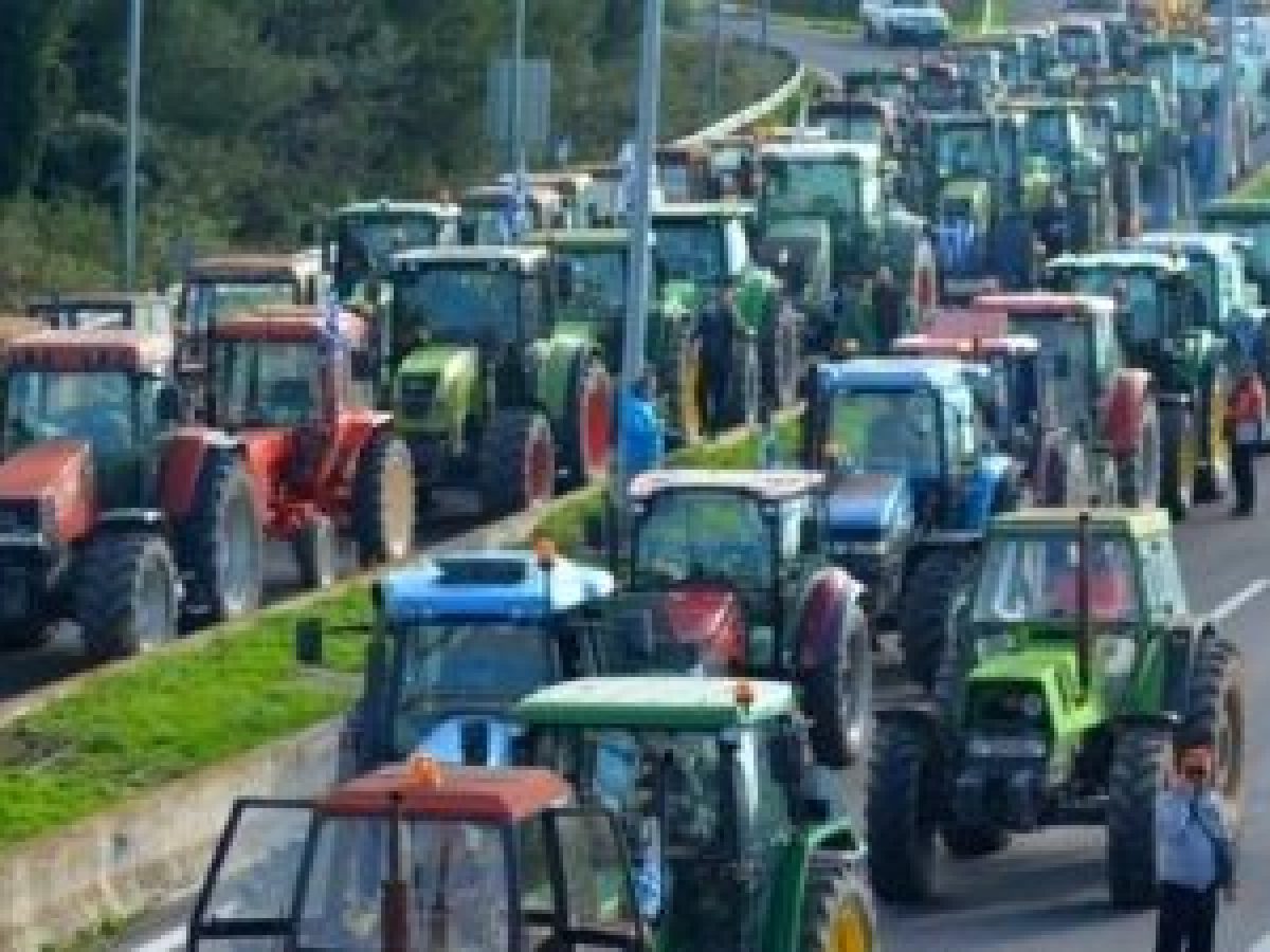 Νέες κινητοποιήσεις σε μεγάλες πόλεις από τους αγρότες – Συλλαλητήριο με τρακτέρ στην Αθήνα στις 13 Φεβρουαρίου