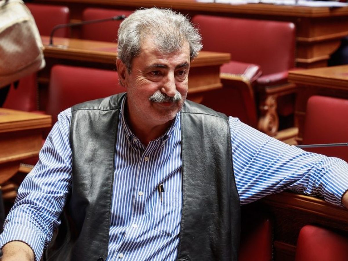 «Νίκη» της τοπικής κοινωνίας βλέπει ο Π. Πολάκης στην απόσυρση της εισήγησης για ξενοδοχοποίηση στο Λόφο Καστέλι